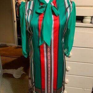 Green Long-Sleeve Bow-Tie Patterned Women's Dress